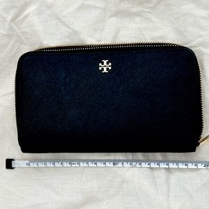 Tory Burch Continental Wallet